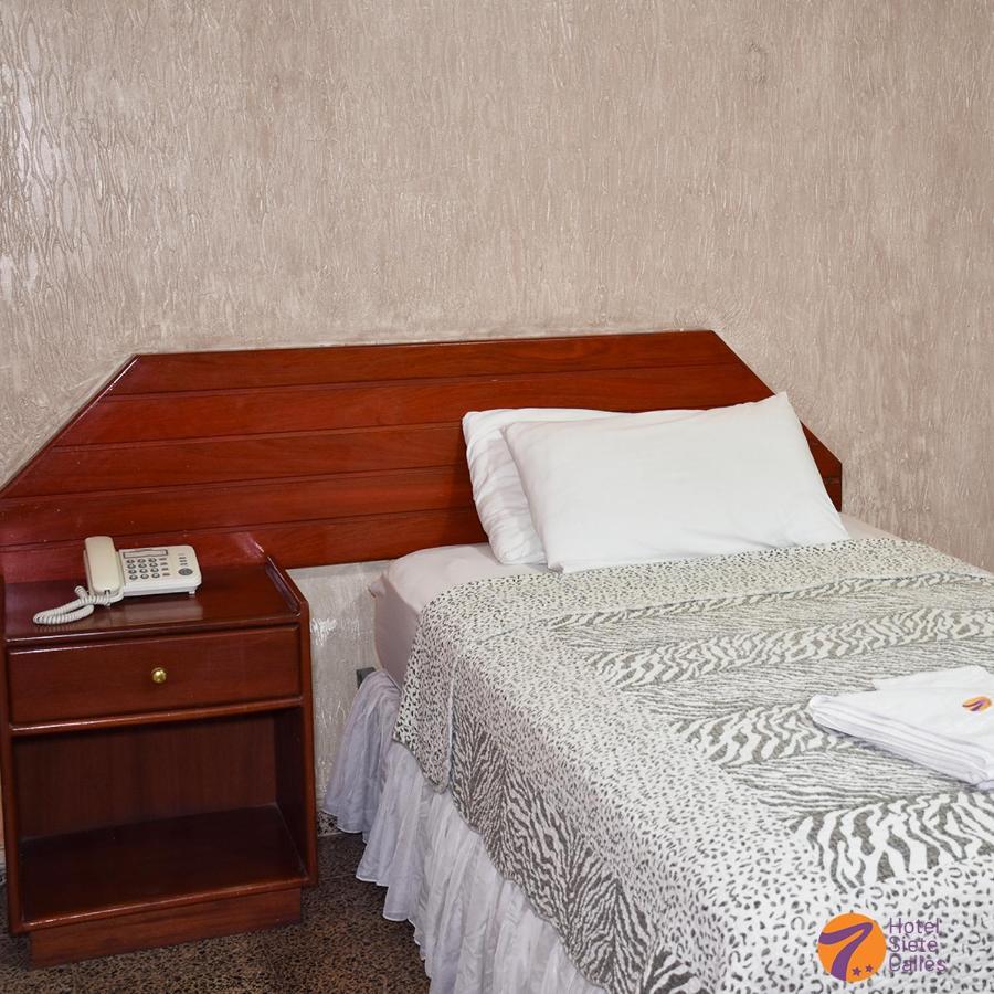 סנטה קרוז דה לה סיירה Hotel 7 Calles מראה חיצוני תמונה